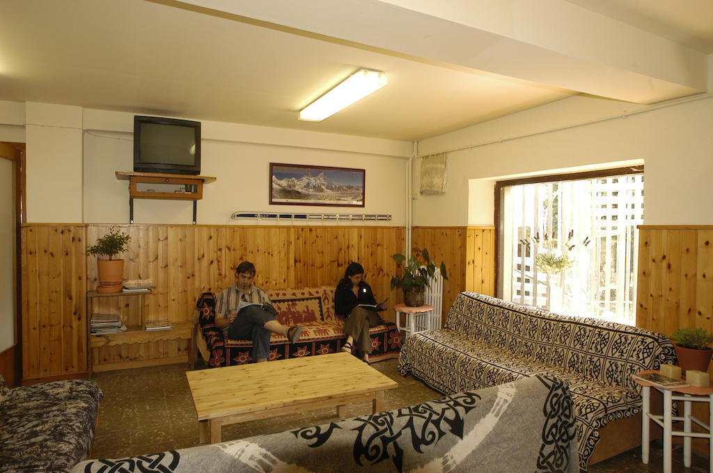 Hostel Xalet-Refugi U.E.C. La Molina  Exterior foto